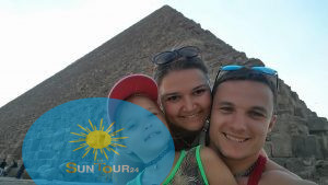 Каир на автобус, KAIR AUTOBUSEM Z SZARM EL SZEJK