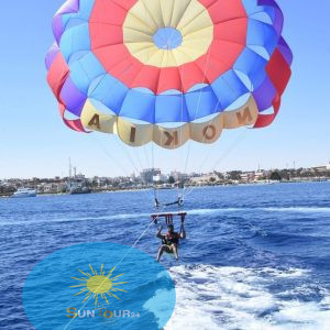 Parasailing w Szarm el-Szejk