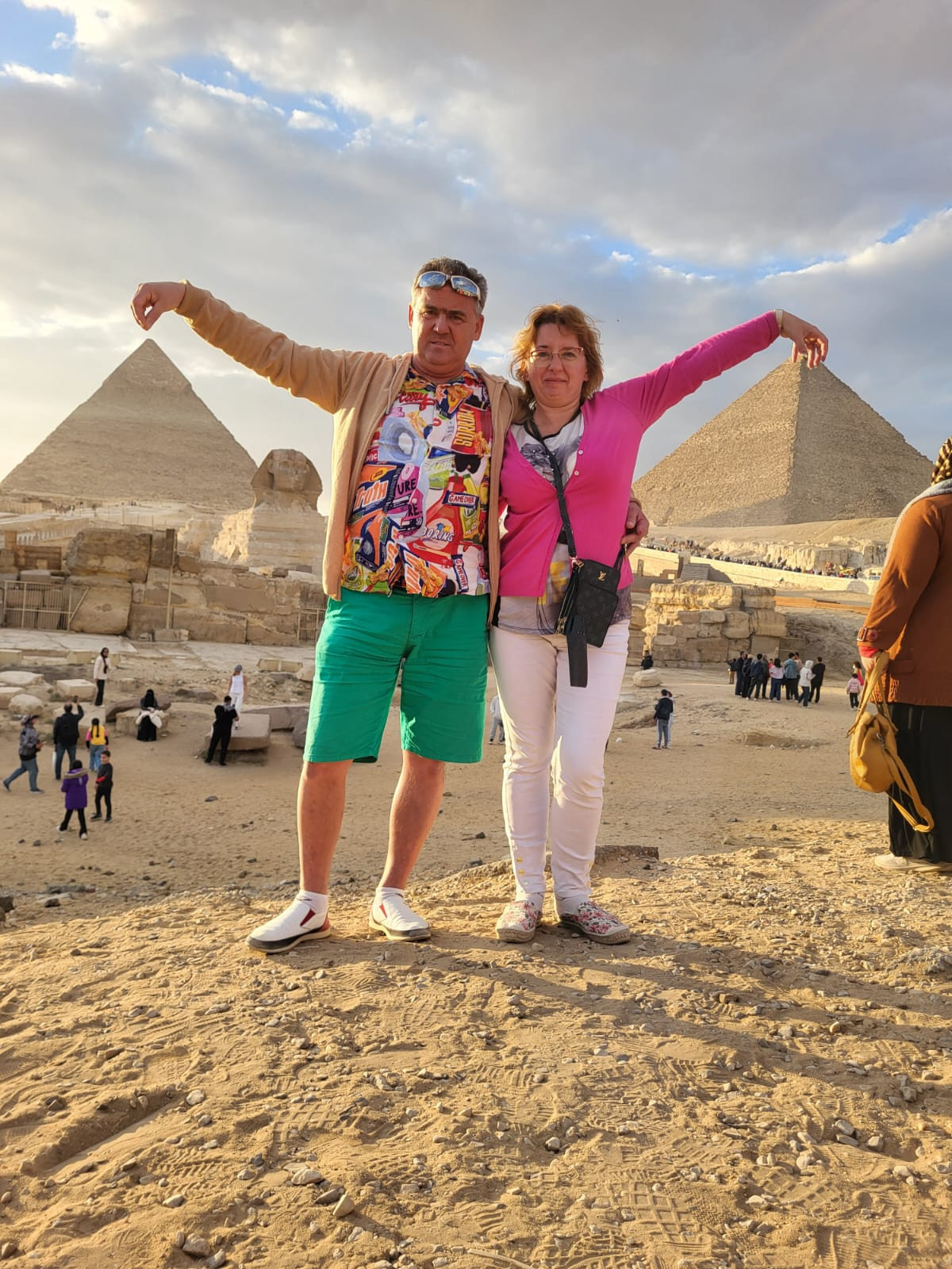 КАЙРО СЪС САМОЛЕТ ОТ ШАРМ ЕЛ ШЕЙХ